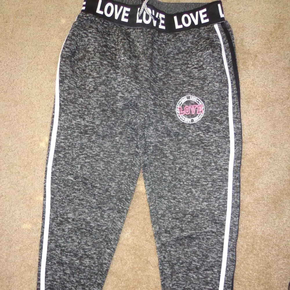 Black & Grey 'Love' Sweat Pants by New Look, sizeL